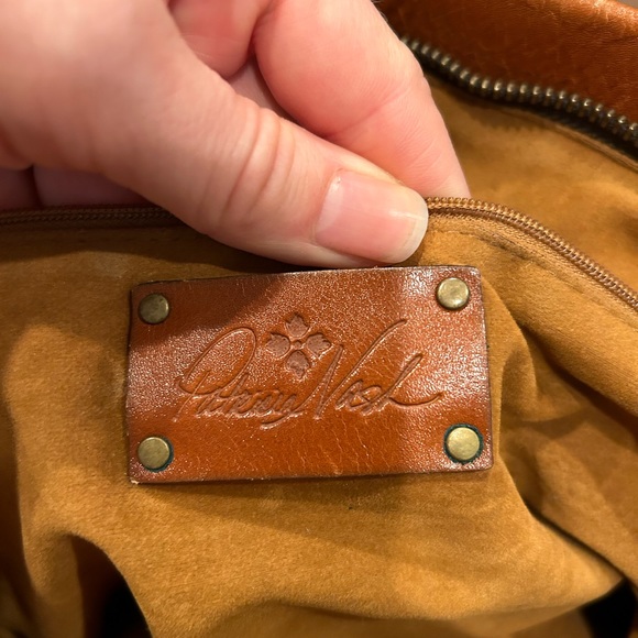 Patricia Nash tooled leather crossbody purse - Picture 3 of 5